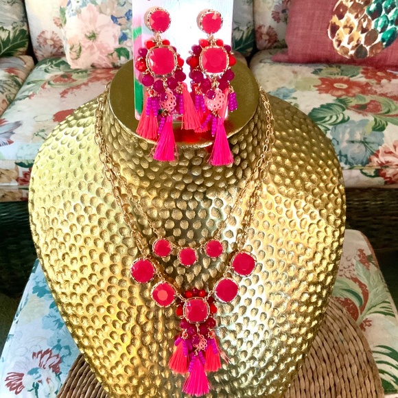 LILLY PULITZER NECKLACE 🩷 NWT HOT PINK Double Strand 🩷  BOHO Tassel BEADED… - Picture 7 of 16